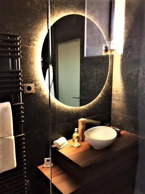 Suite Privee Du Balcon Du Vieux Port Marseille