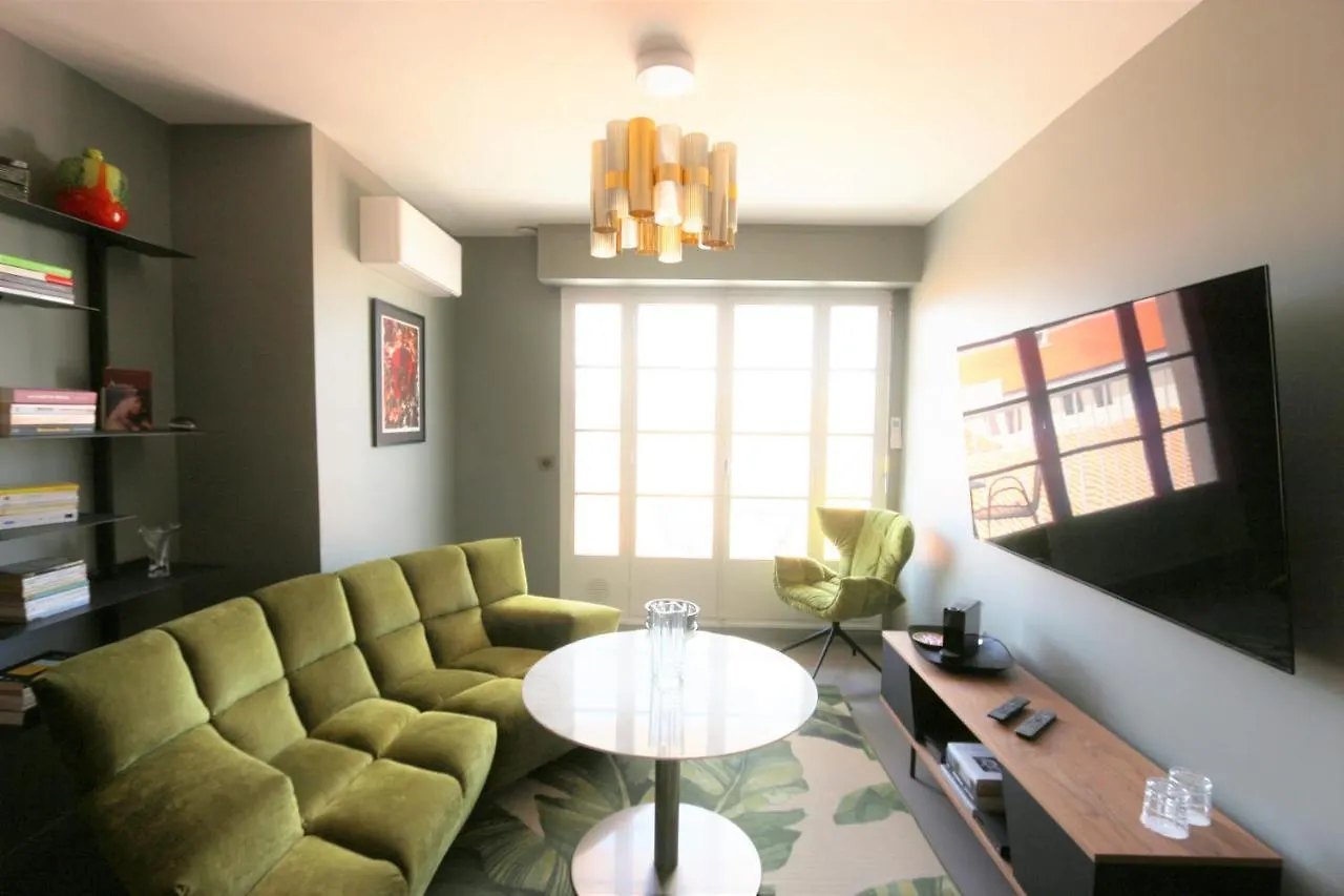 Suite Privee Du Balcon Du Vieux Port Marseille